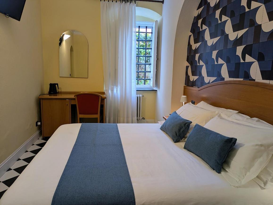 Fieschi Hotel 3*