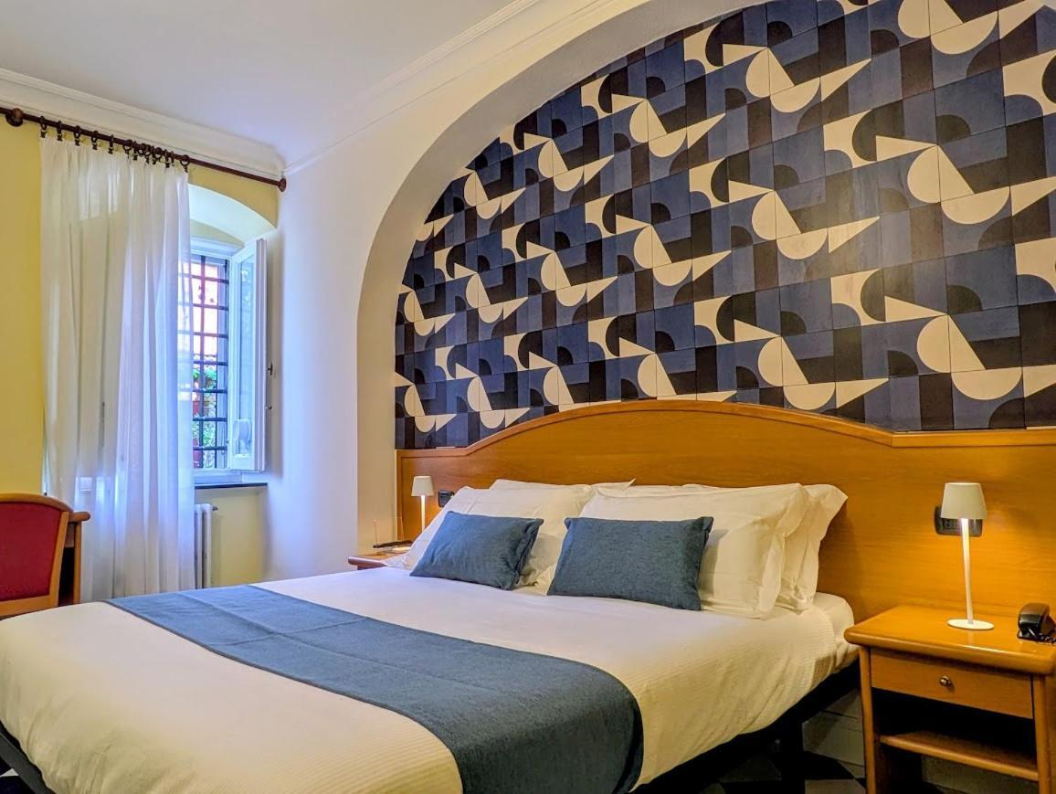 Fieschi Hotel 3*