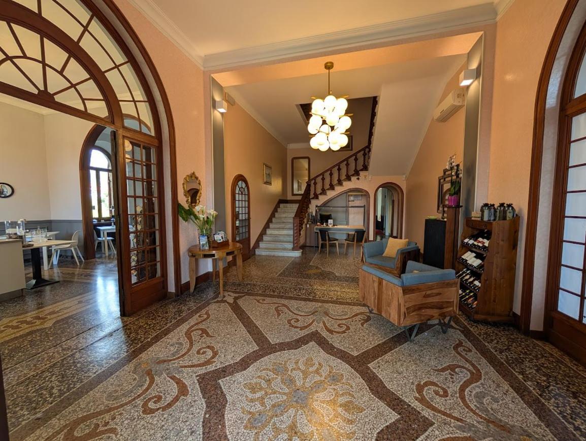 Fieschi Boutique 3*